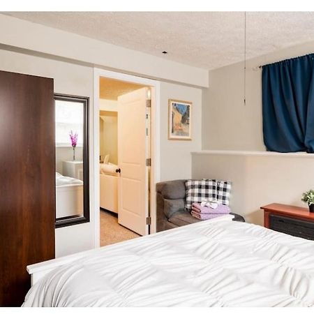 Hidden Gem Near Downtown Frederick And Shopping Apartment Exterior foto